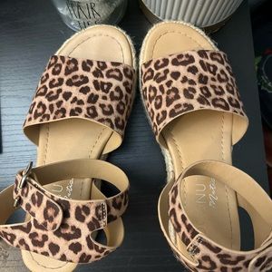 Leopard sandals